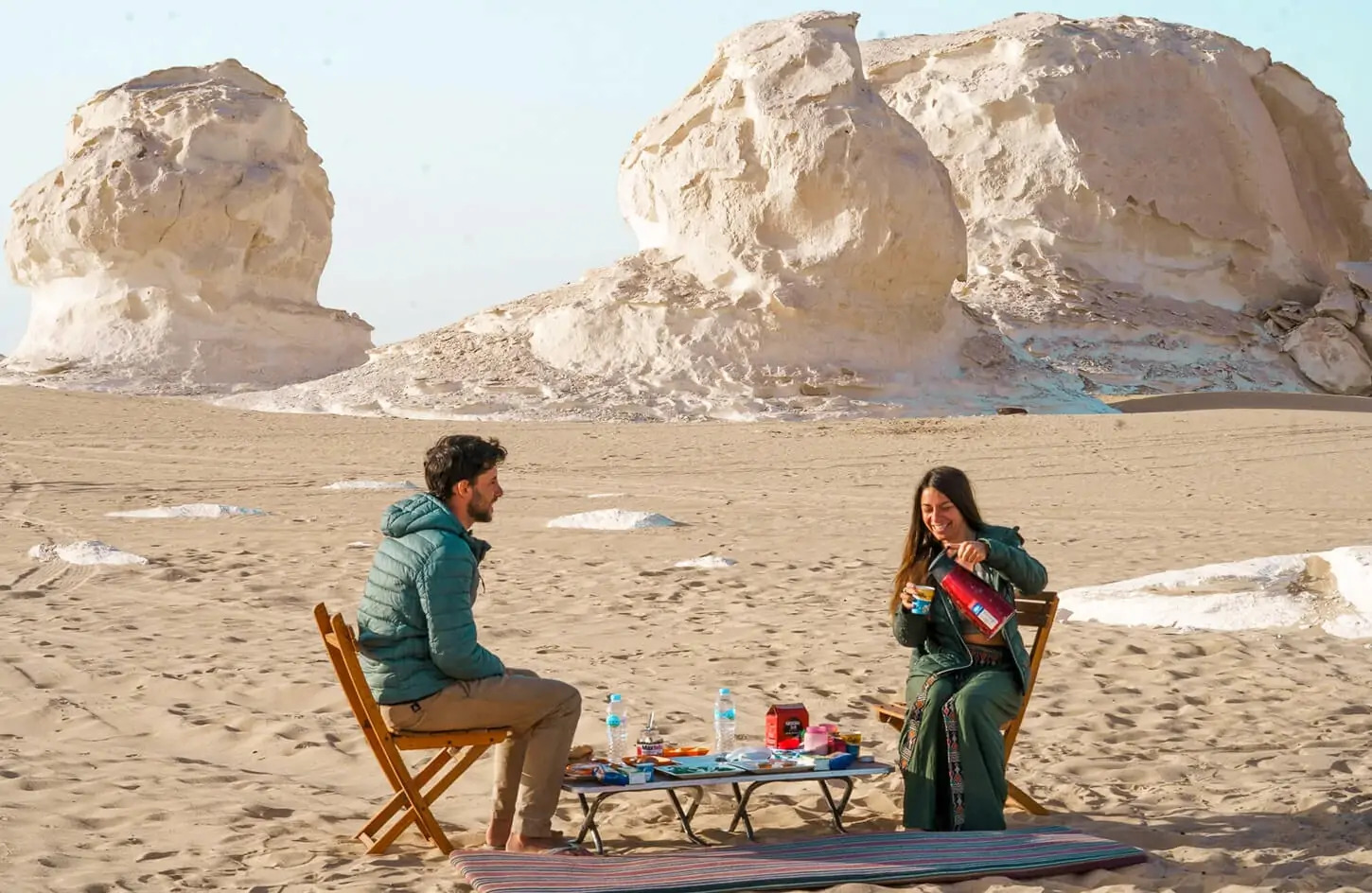 Safari di un giorno nel Deserto Bianco e nell'Oasi di Bahariya